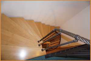 Hereinspaziert in Ihr neues Zuhause ! Top gepflegtes Reihenhaus in zentraler Lage zu verkaufen ! – Zell am Harmersbach, Ortenaukreis, 77736 Ortenaukreis – Vorschaubild 16