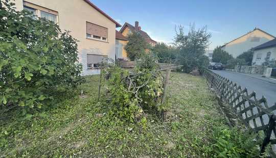 Bild von Charmantes Zweifamilienhaus mit großzügigem Gartenparadies
