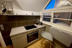 Frei ab 01.08.. Vollmoeblierte und renovierte Design 2-Raum-DG-Wohnung – Westerstrasse 16, 38442 Fallersleben, Wolfsburg – Vorschaubild 7
