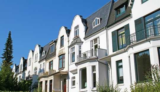 Bild von Ein Haus zum Ankommen - Reihenmittelhaus mit Wintergarten und Herz