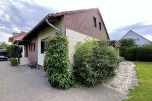 Großes Wohnhaus in absolut ruhiger Lage von Wolfsburg OT Mörse – Die vollständige Adresse der Immobilie erhältst du vom Anbieter., 38442 Mörse, Wolfsburg – Vorschaubild 2