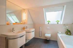 10-Zimmer-Villa mit Wasserblick auf den Hermsdorfer See: Ideal für große Familien und Naturliebhaber – Die vollständige Adresse der Immobilie erhältst du vom Anbieter., 13467 Hermsdorf, Berlin – Vorschaubild 11