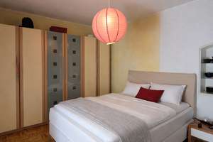 Großzügige Maisonettewohnung mit weitläufigem Garten in begehrter Lage von Düsseldorf-Unterbach – Die vollständige Adresse der Immobilie erhältst du vom Anbieter., 40627 Unterbach, Düsseldorf – Vorschaubild 9