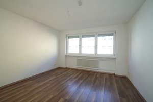Top gepflegte 2-Zimmer-Wohnung mit Balkon und Stellplatz in zentraler Lage in Nürnberg – Die vollständige Adresse der Immobilie erhältst du vom Anbieter., 90459 Galgenhof, Nürnberg – Vorschaubild 10