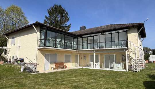 Bild von Traumhaftes Ein- bis Zweifamilienhaus in Bestlage Bad-Homburg / Ober-Erlenbach / von Privat