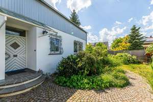 HEGERICH: Von Gartentraum & jede menge Platz - komfortabel ausgebautes Einfamilienhaus in Cadolzburg – Die vollständige Adresse der Immobilie erhältst du vom Anbieter., 90556 Cadolzburg – Vorschaubild 1