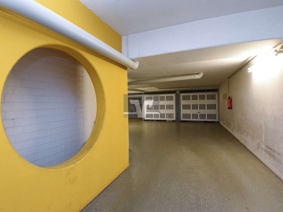 Tiefgarage mit Blick zu den be