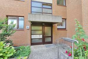 3-4-Zimmer-Eigentumswohnung mit großem Balkon und TG-Stellplatz in Hamburg-Wellingsbüttel – Die vollständige Adresse der Immobilie erhältst du vom Anbieter., 22391 Wellingsbüttel, Hamburg – Vorschaubild 22