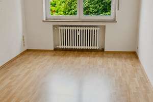 Ruhig gelegene, großzügige 2-3 Zimmer-Wohnung mit Balkon ins Grüne in Bonn – Am Zinnbruch 25, 53125 Dottendorf, Bonn – Vorschaubild 11