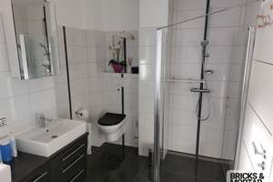 Modernes Einfamilienhaus in ruhiger Lage –TOP-gepflegt und lichtdurchflutet- Doppelgarage vorhanden – Die vollständige Adresse der Immobilie erhältst du vom Anbieter., 86154 Oberhausen-Nord, Augsburg – Vorschaubild 12