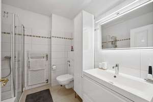 Gründerzeit-Altbau – bezugsfreie 4-Zimmer-Wohnung mit Balkon im Herzen der Bonner Südstadt – Die vollständige Adresse der Immobilie erhältst du vom Anbieter., 53113 Südstadt, Bonn – Vorschaubild 6