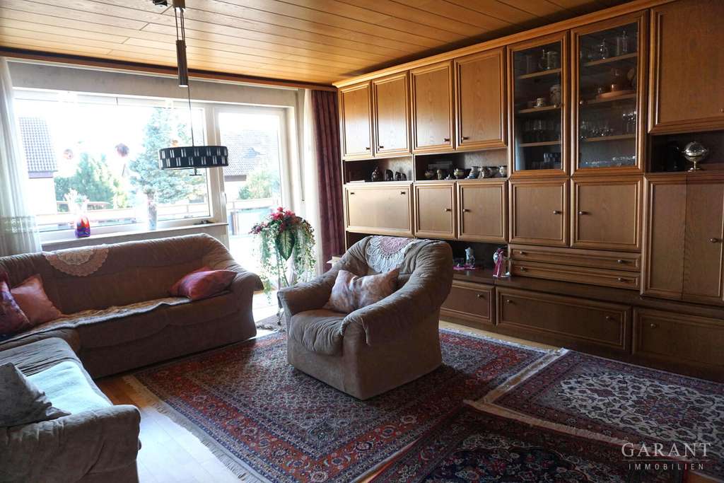 Immobilie in Eutingen im Gäu - Familienfreundliches Zweifamilienhaus in Eutingen-Weitingen - Bild 4