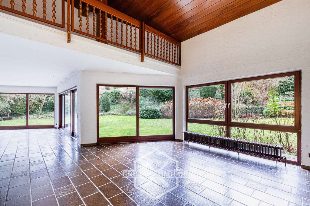 Immobilie in Gerlingen - Ein Zuhause mit Charakter – Architektenhaus mit Einliegerwohnung im Grünen - Bild 3