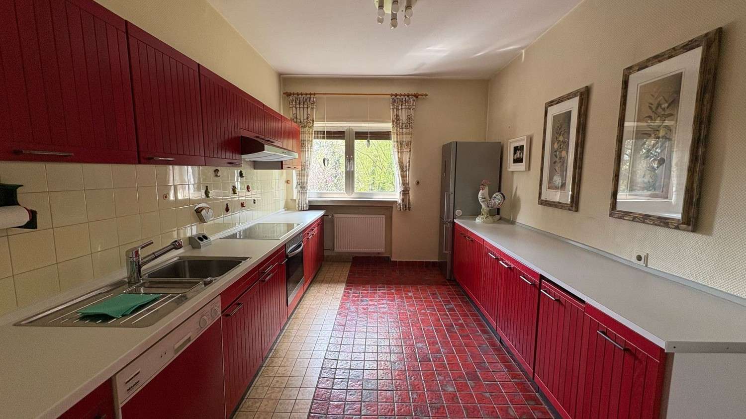 Immobilie in Reichelsheim (Odenwald) - Winkelbungalow mit gigantischem Grundstück! - Bild 2