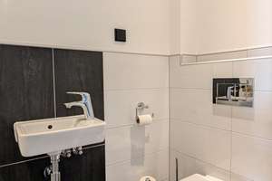 Großzügige Wohnung mit Terrasse, zwei Bädern, Garage und vielseitig nutzbarem Anbau - provisionsfrei – 46049 Alstaden-Ost, Oberhausen – Vorschaubild 17