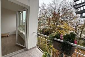NACH SANIERUNG ERSTBEZUG WOHNUNG IN OBERKASSEL MIT BALKON UND EBK – Die vollständige Adresse der Immobilie erhältst du vom Anbieter., 40545 Oberkassel, Düsseldorf – Vorschaubild 1