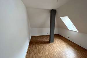 4-Zimmer-Wohnung mit EBK in 54293 Trier zu vermieten – Die vollständige Adresse der Immobilie erhältst du vom Anbieter., 54293 Ehrang/Quint, Trier – Vorschaubild 2