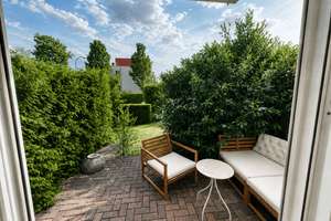 Charmantes, möbliertes 1-Zimmer-Apartment mit Terrasse und eigenem kleinem Garten in München-Pasing – Die vollständige Adresse der Immobilie erhältst du vom Anbieter., 81243 Pasing, München – Vorschaubild 8