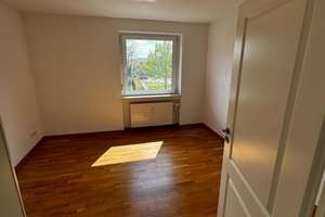 Renovierte 3-Zimmer-Wohnung mit Balkon in S-Botnang – Umgelterweg 2, 70195 Botnang-Süd, Stuttgart – Vorschaubild 7