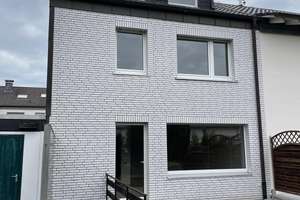 Schöne und geräumige Doppelhaushälfte mit bester Wohnlage in Dortmund-Wickede – Die vollständige Adresse der Immobilie erhältst du vom Anbieter., 44319 Wickede, Dortmund – Vorschaubild 3