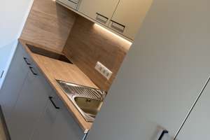 Vermieter! / Möbliertes Apartment Nähe Uni/UKSH mit Balkon - ab 15.01. – Paul-Ehrlich-Straße 2, 23562 Sankt Jürgen, Lübeck – Vorschaubild 2