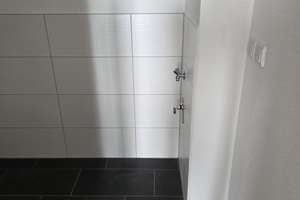 *Zweitbezug* Schöne Dreiraumwohnung mit Balkon und Aufzugug – Rogätzer Straße 5, 39106 Alte Neustadt, Magdeburg – Vorschaubild 3