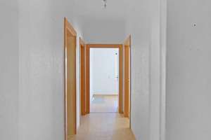 Großzügiges Familienhaus südlich der Heerstraße - geeignet für Mehrgenerationenwohnen – Die vollständige Adresse der Immobilie erhältst du vom Anbieter., 13593 Wilhelmstadt, Berlin – Vorschaubild 8