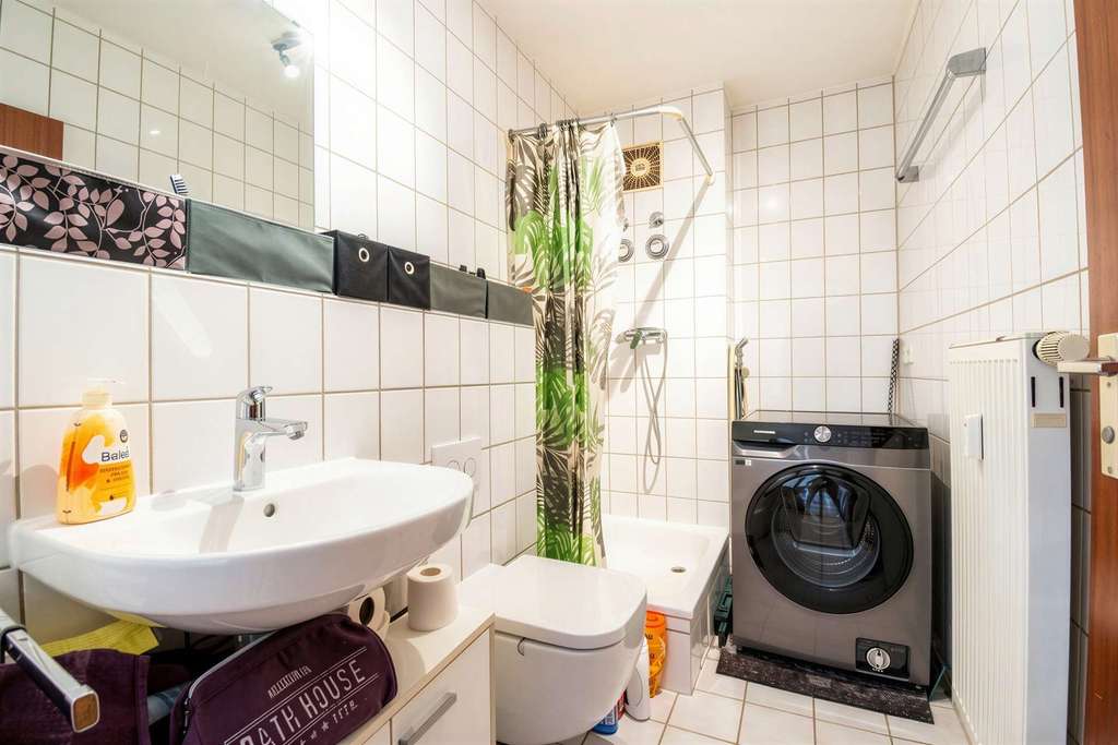 Immobilie in Graben-Neudorf - 1-Zimmer-Kapitalanlage Etagenwohnung | Aufzug, Balkon & Duplex-Stellplatz + Mietsteigerungspotential - Bild 3