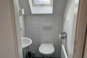Modernisierte 3-Zimmer-Wohnung mit Einbauküche in Stuttgart – Stuttgart – Vorschaubild 22
