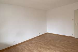 Wohnen mit Charakter: 3-Zimmer-Wohnung in Düsseldorf-Oberbilk – Höhenstraße 74, 40227 Oberbilk, Düsseldorf – Vorschaubild 3