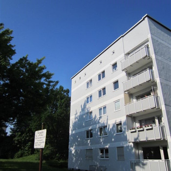 tolle, großzügige 3,5-Zimmer-Wohnung in ruhiger Lage