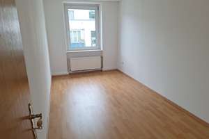 Renovierte 4-Zimmer-Wohnung mit Garten in Wuppertal-Elberfeld – Die vollständige Adresse der Immobilie erhältst du vom Anbieter., 42107 Elberfeld, Wuppertal – Vorschaubild 27