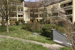 ETW Klinikum 100 qm, ruhige Lage, toller Grundriss, 2 Tiefgaragenplätze, provisionsfrei, VHB – Die vollständige Adresse der Immobilie erhältst du vom Anbieter., 86156 Kriegshaber, Augsburg – Vorschaubild 3