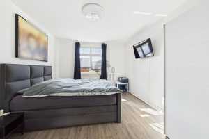 „VIELSEITIG NUTZBARES ANWESEN AM SCHEUNENVIERTEL – CHARME, KOMFORT & 90 M² AUSBAURESERVE!“ – Oberhavel (Kreis) – Vorschaubild 9