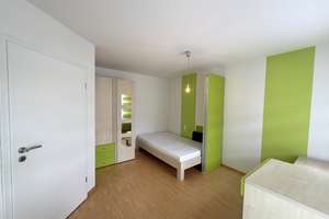 Stilvoll wohnen in Augsburg-Kriegshaber – freistehendes Einfamilienhaus mit Kamin & Designküche – Emily-Balch Straße 7, 86156 Kriegshaber, Augsburg – Vorschaubild 29