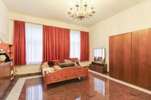 Modernisierte Villa in Innenstadtnähe von Holzminden! Wohnen und Arbeiten auf über 500 m² – Die vollständige Adresse der Immobilie erhältst du vom Anbieter., 37603 Holzminden – Vorschaubild 11