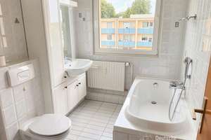 Wohnen nahe der Ostsee – 4 Zimmer mit Balkon – 23570 Travemünde, Lübeck – Vorschaubild 8