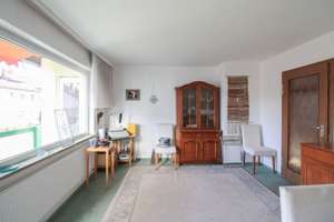 Familienfreundliches Reihenendhaus mit zwei Wohneinheiten in ruhiger Lage von Zuffenhausen- Erbpacht – Die vollständige Adresse der Immobilie erhältst du vom Anbieter., 70437 Rot, Stuttgart – Vorschaubild 18