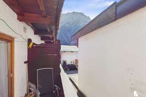 Ein echtes Stück Mittenwald – Wohnen im Herzen des Geigenbauortes unter dem Karwendel – Die vollständige Adresse der Immobilie erhältst du vom Anbieter., 82481 Mittenwald – Vorschaubild 11