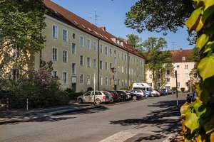Zimmer 14,26 m² innerhalb einer 3er-WG // 2.OG, rechts – Immermannhof 5, 38440 Stadtmitte (Ortsteil), Wolfsburg – Vorschaubild 2