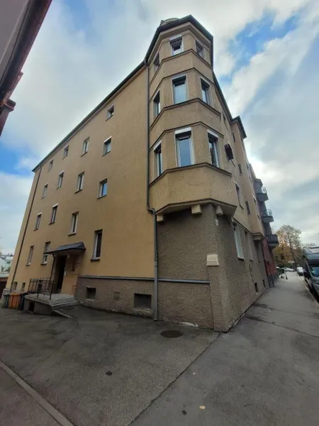 Renovierungsbedürftig, im Zentrum Nähe MAN/Everllence gelegen, Augsburg – Bild 3