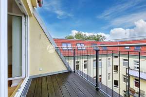 Neugebaut! Helle 3-Zi.-Dachgeschosswohnung mit Balkon & Aufzug im Rudolfkiez! – Bossestr. 9, 10245 Friedrichshain, Berlin – Vorschaubild 8