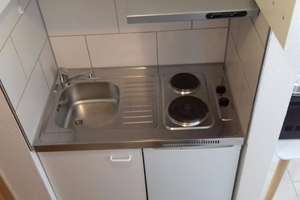 Businessapartment mit Bad und Küche, 1,40mx2,00m Bett, Full-HD TV, WLan – Die vollständige Adresse der Immobilie erhältst du vom Anbieter., 72762 Reutlingen-Mitte, Reutlingen – Vorschaubild 4