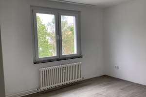 Helle 2-Zimmerwohnung mit Balkon in Baumheide zu vermieten. – Schlehenweg 13, 33609 Heepen, Bielefeld – Vorschaubild 2