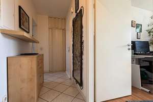 Zentrale Dachgeschosswohnung in der Kölner Innenstadt – Stephanstraße 4, 50676 Altstadt/Süd, Köln – Vorschaubild 2