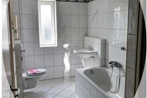 🌟 Attraktive 3-Zimmer- Wiesbaden-Dotzheim–bezugsfrei! EBK! Garten-Provisionfrei - 0152 09 79 39 79 – Wiesbadener Str. 48, 65199 Dotzheim, Wiesbaden – Vorschaubild 3