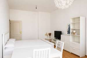 Bezugsfreie 1-Zimmer Wohnung mit Balkon, Küche und Mobiliar – Herweghstraße 15, 12487 Johannisthal, Berlin – Vorschaubild 3