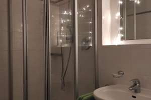 Schöne und helle 1-Zimmer-Wohnung mit EBK in Regensburg – Steyrer Weg 2, 93049 Westenviertel, Regensburg – Vorschaubild 2