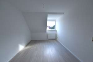 5 Zimmer Reihenmittelhaus in Uninähe – Die vollständige Adresse der Immobilie erhältst du vom Anbieter., 23560 Sankt Jürgen, Lübeck – Vorschaubild 8