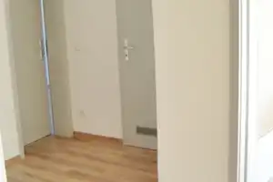 *** Dachgeschoss-Wohnung auf dem Kaßberg mit Balkon *** – Rudolf-Marek-Straße 7, 9112 Chemnitz – Vorschaubild 8